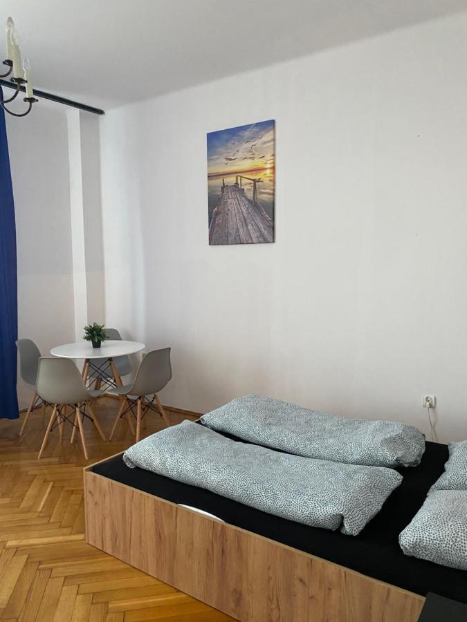 Vintage Rooms In Old Town Krakkó Kültér fotó